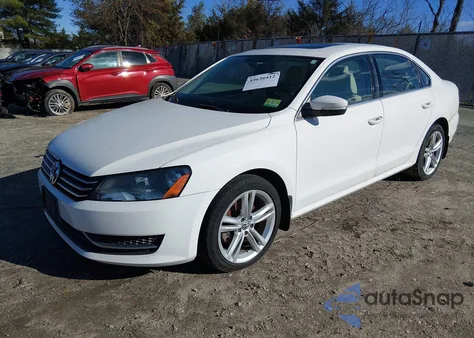 2014 Volkswagen Passat 1.8T Se from USA, damaged, VIN 1VWBT7A33EC067647